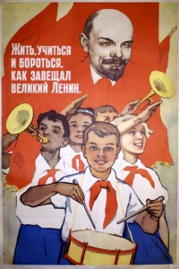 PP 529: A vivir, estudiar y luchar como el gran Lenin pidió.